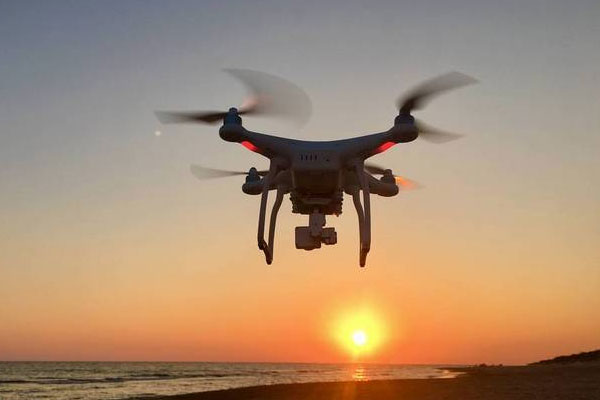 Osnovni sestavni del multirotorskega UAV - brezkrtačni motor